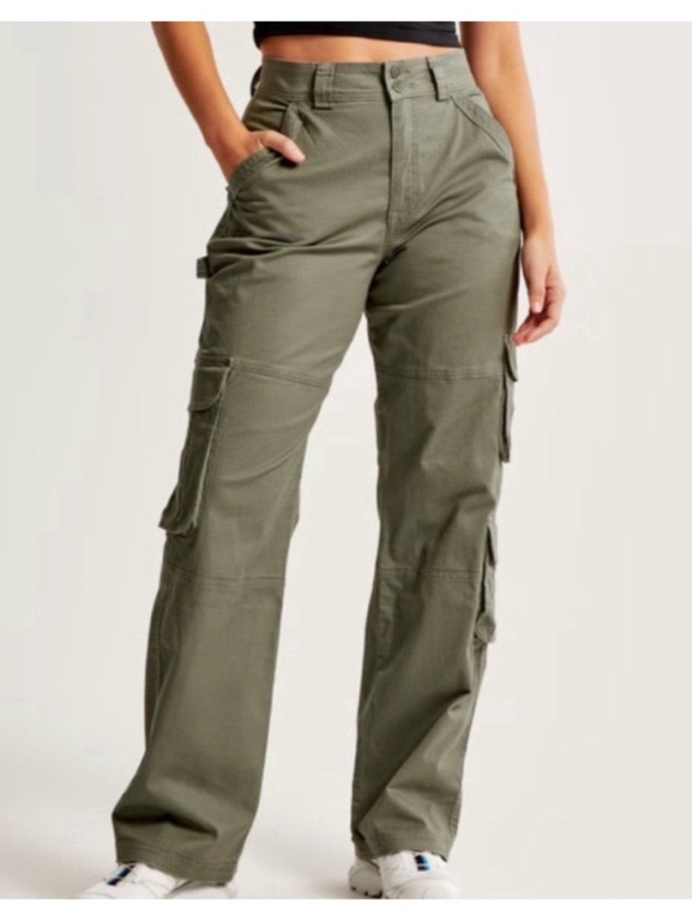 Abercrombie & Fitch High Rise Cargo Pant